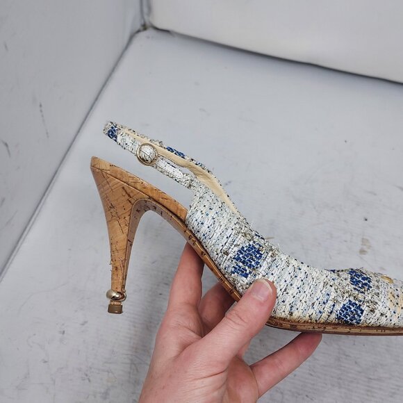CHANEL Tweed Interlocking CC Logo Blue White Slingback Pump - Picture 10 of 13